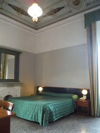 Hotel Villa Bonera Генуя 2*,