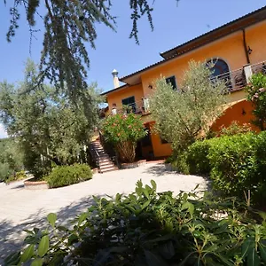 https://poggio-degli-olivi-monsummano-terme.it-tuscanyhotel.com